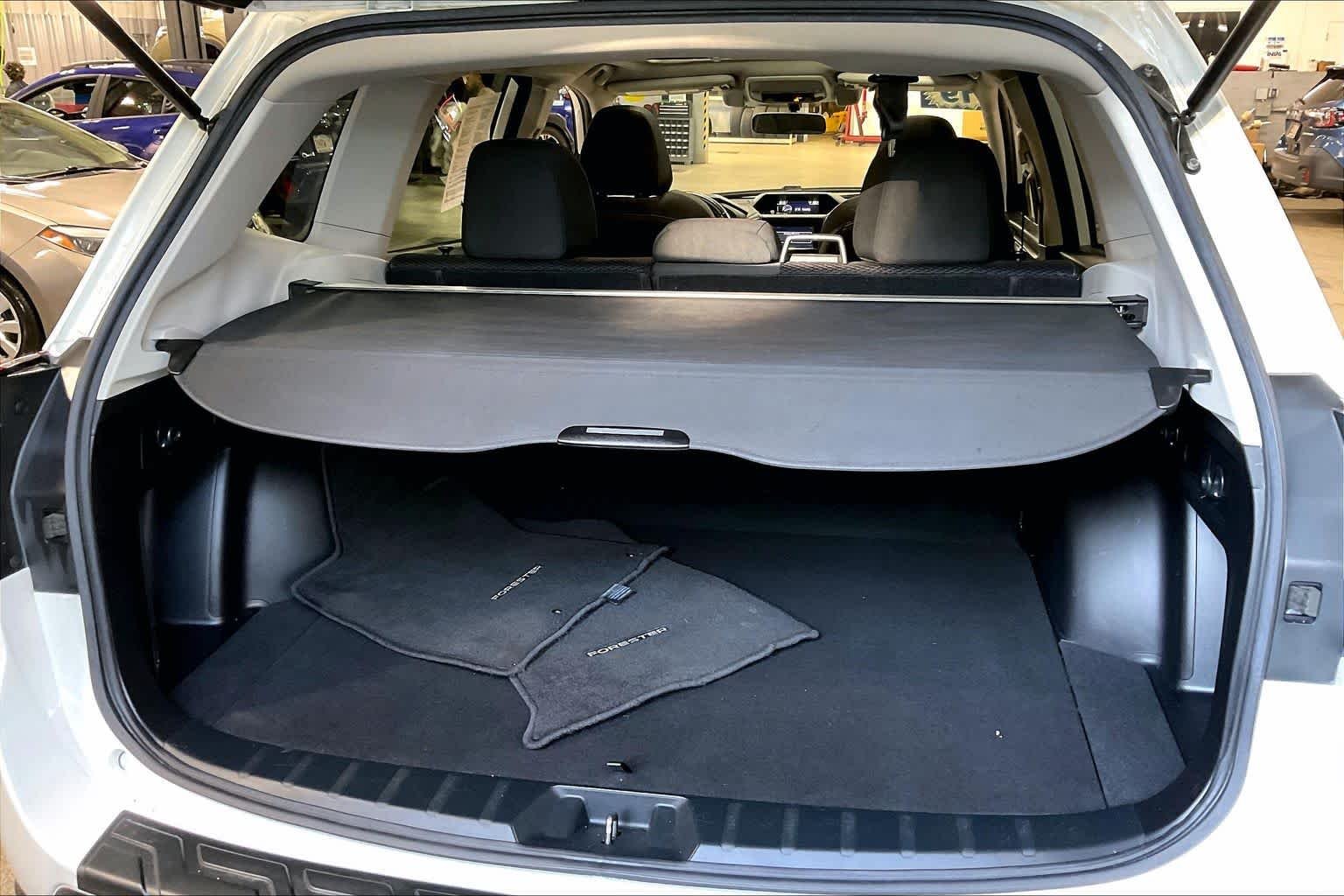 Used 2019 Crystal White Pearl Subaru Premium image 36