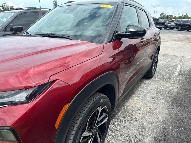 Used 2022 Red Chevrolet RS image 4