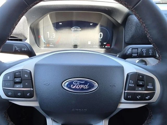 New 2026 Vapor Blue Metallic Ford Active image 35