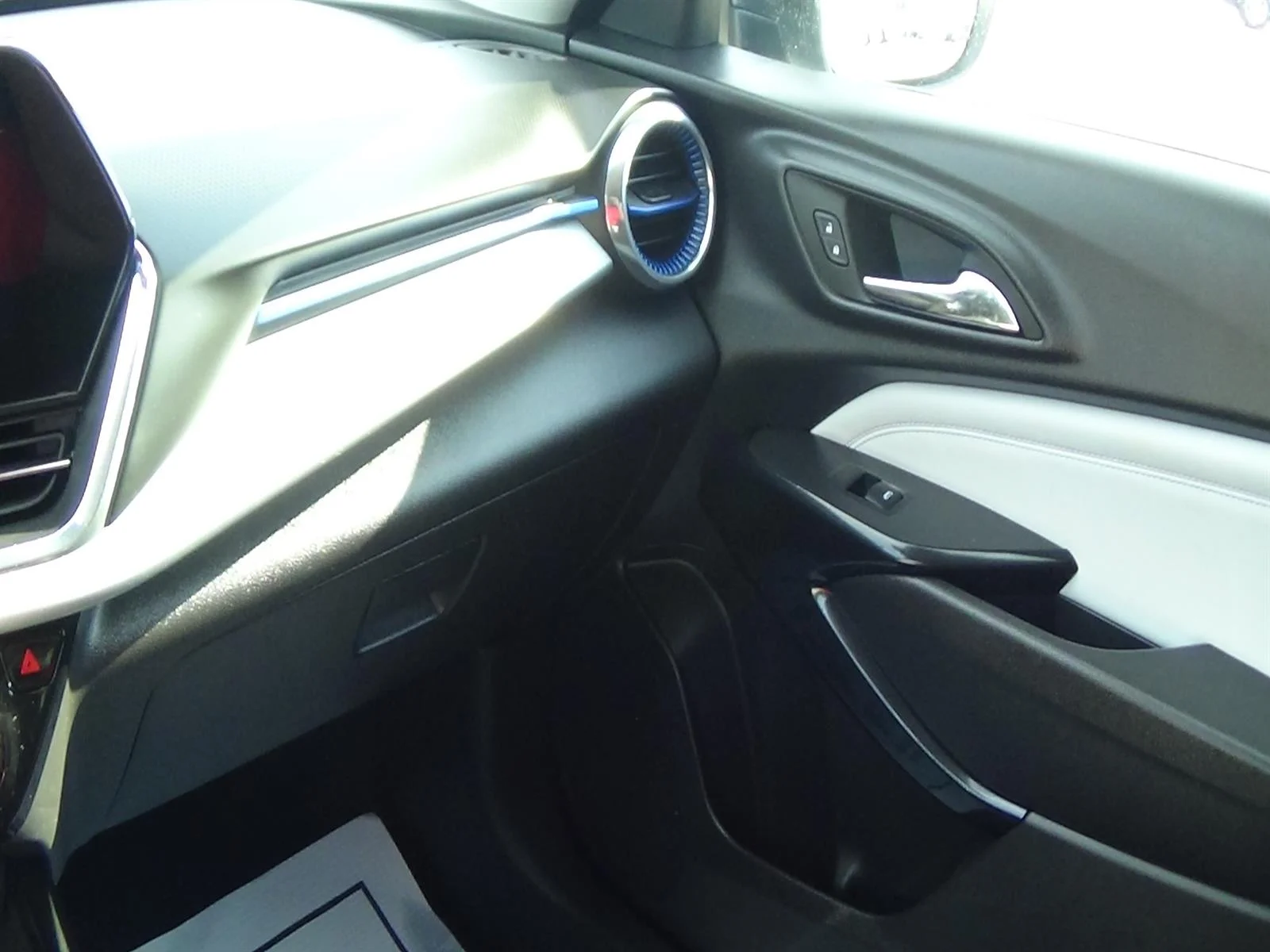 Used 2025 Sterling Gray Metallic (gzb) Chevrolet LT image 26