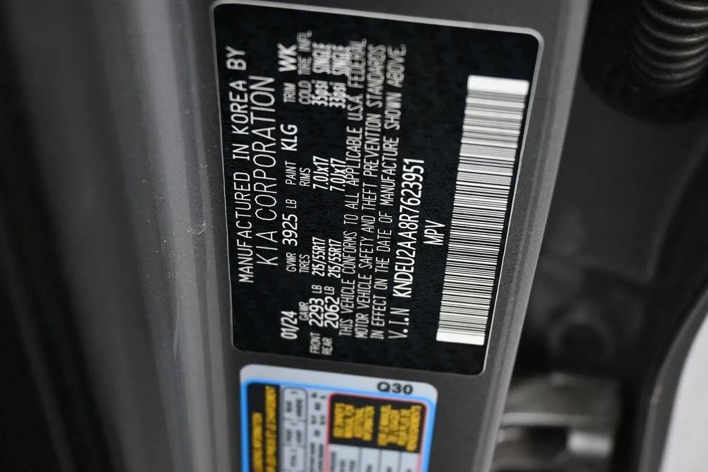 Used 2024 Steel Gray Kia S image 18