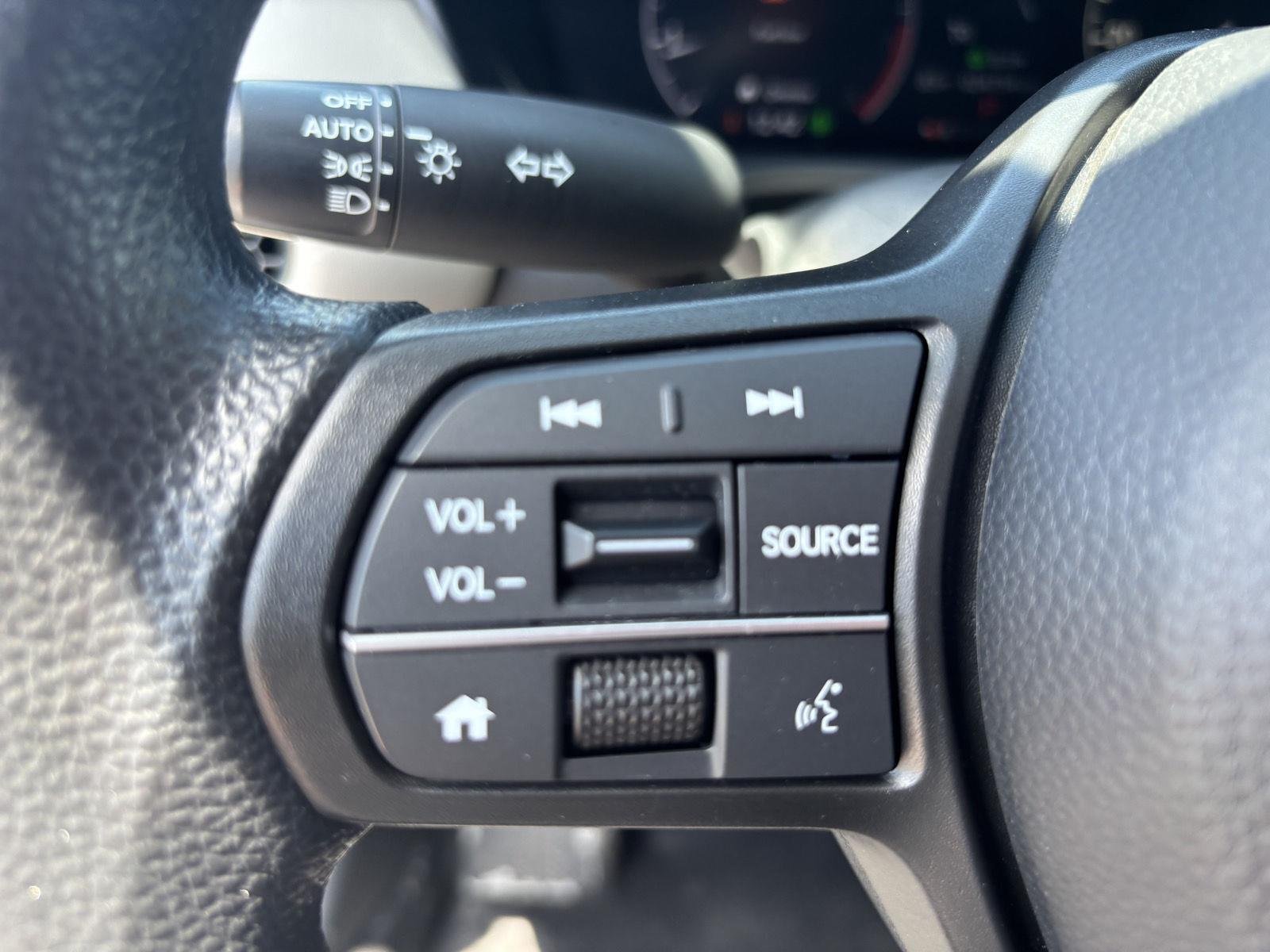 Used 2024 Light Blue Honda LX image 19