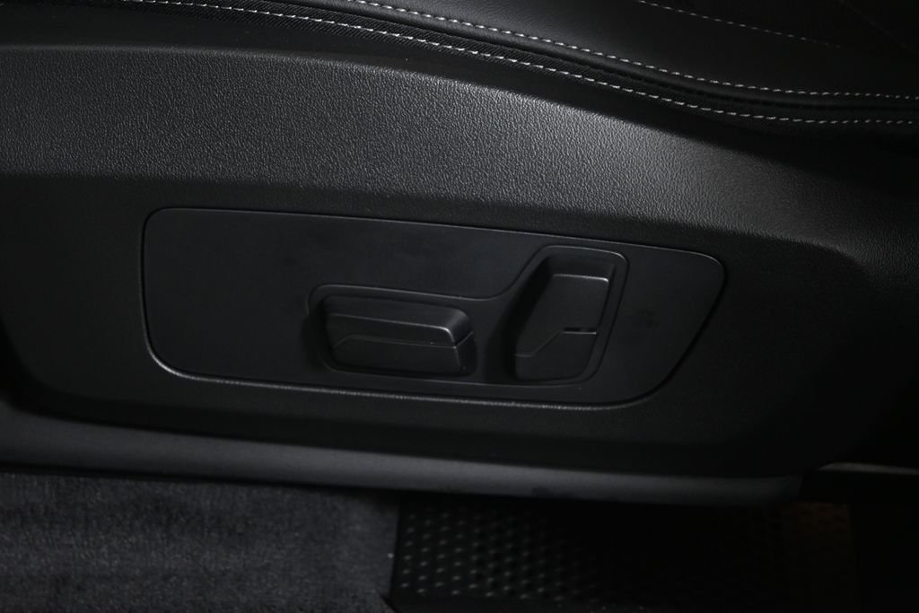 New 2026 Gray Metallic BMW xDrive28i image 26