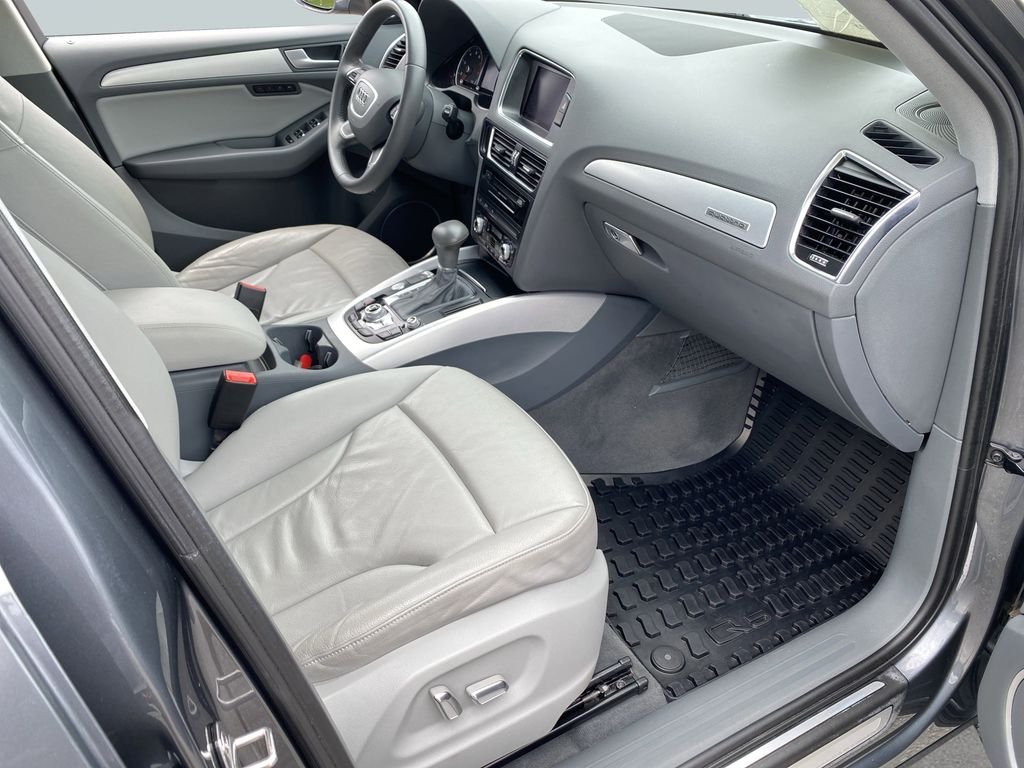 Used 2014 Ibis White Audi 2.0T Premium Plus image 30