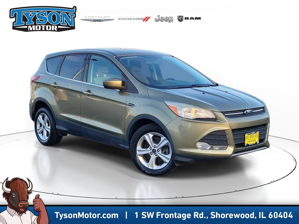 Used 2014  Ford SE image 1