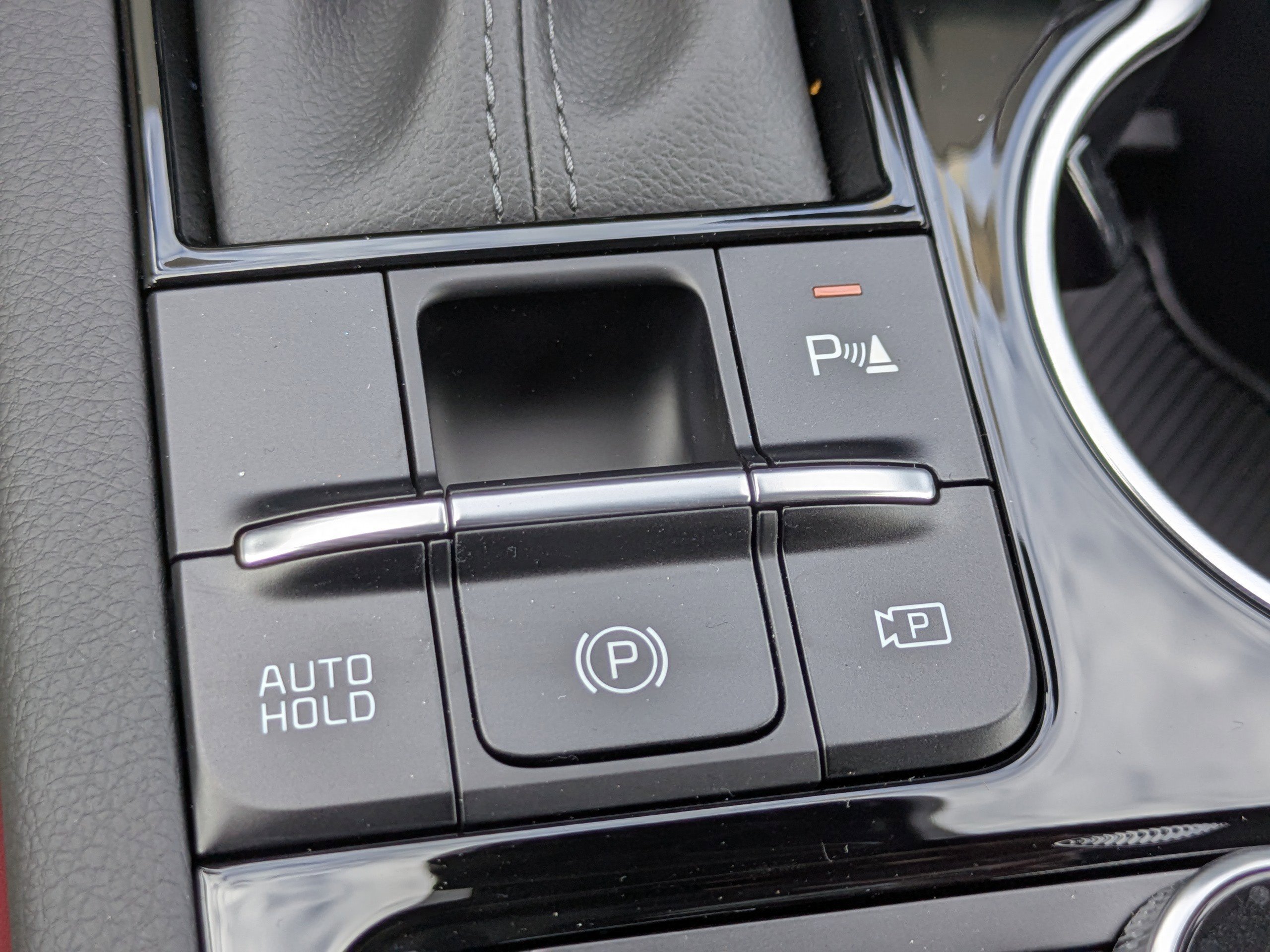 New 2026 Snow White Pearl Kia GT-Line FWD image 26