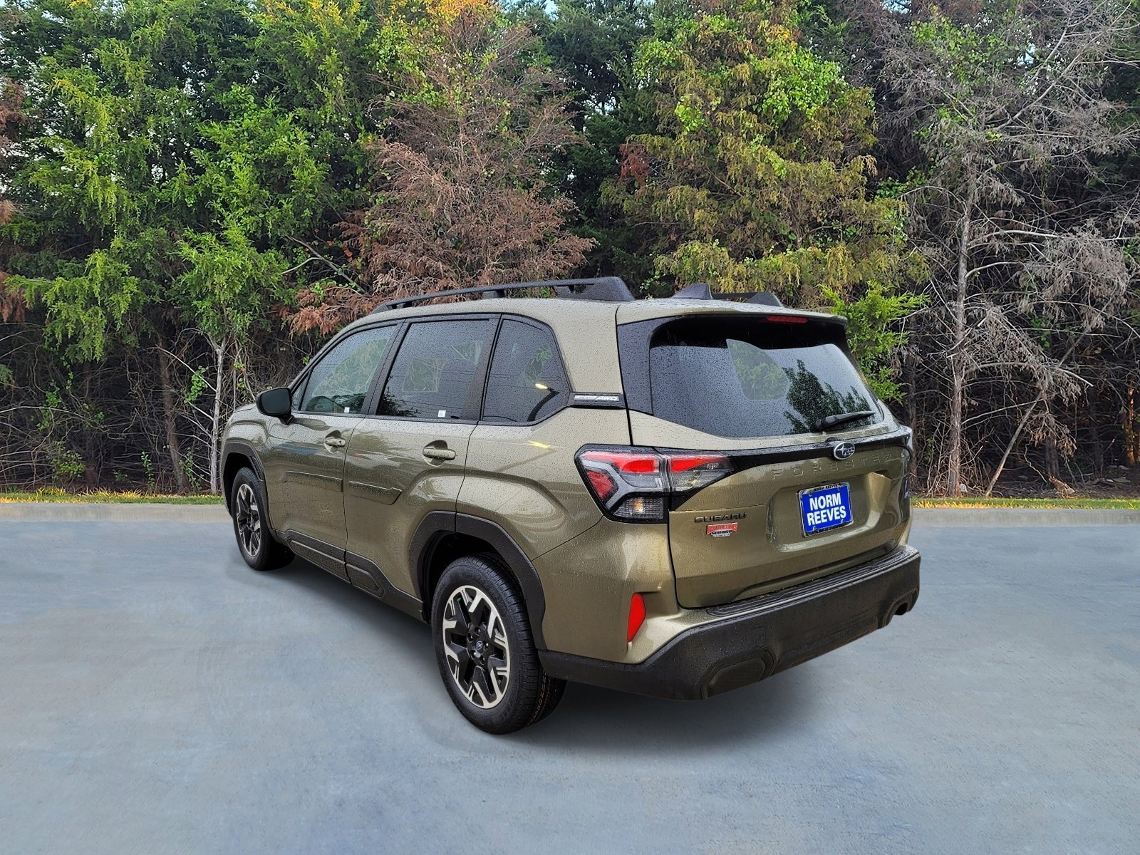 Certified Used 2025 Autumn Green Metallic Subaru Premium image 21