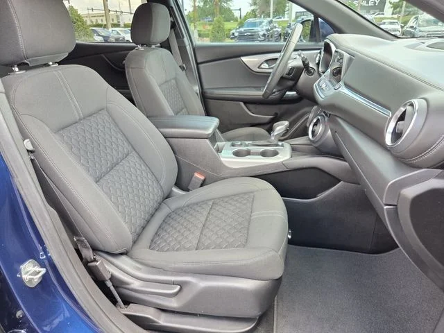 Used 2022 Blue Chevrolet LT image 18