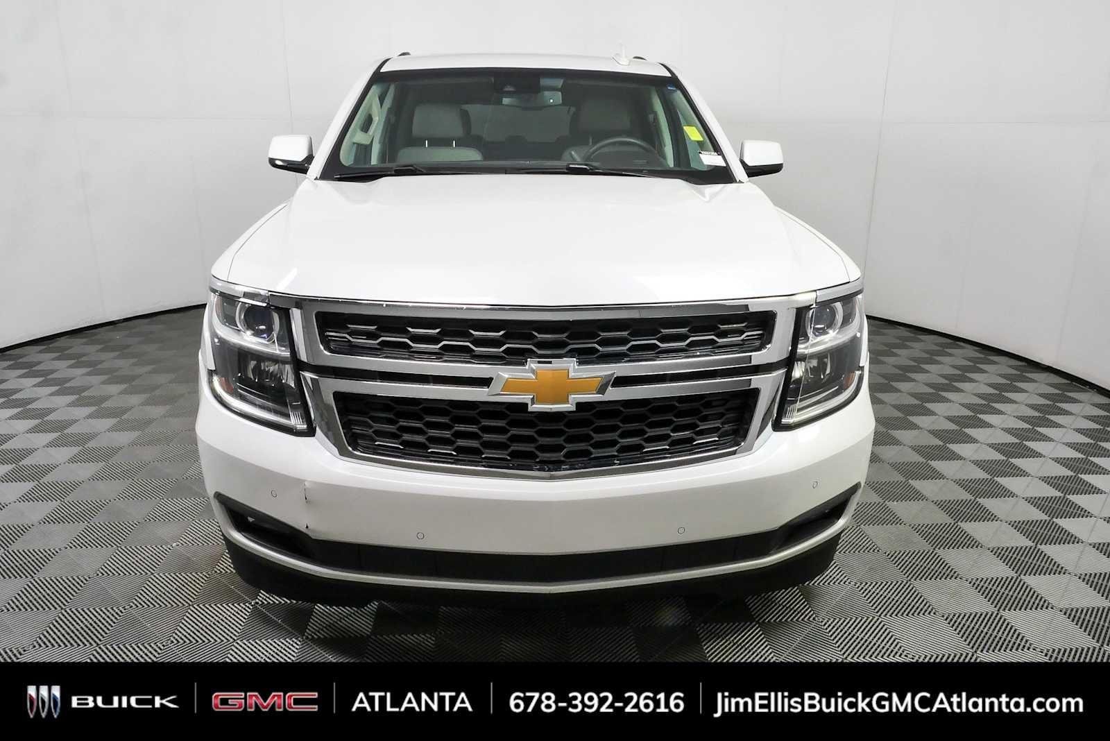 Used 2016 IRIDESCENT PEARL TRICOAT Chevrolet LT image 38