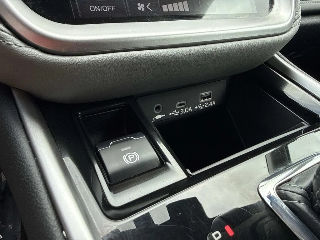 Used 2024 Silver Subaru Limited image 35