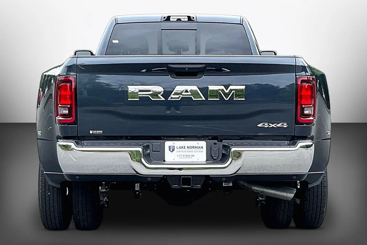 New 2026 Forged Blue Metallic Exterior Paint RAM Tradesman image 7