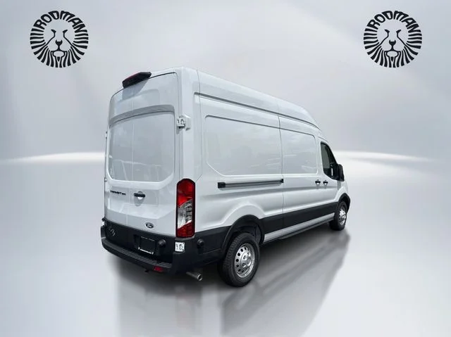 New 2026 Oxford White Ford Cargo Van image 6