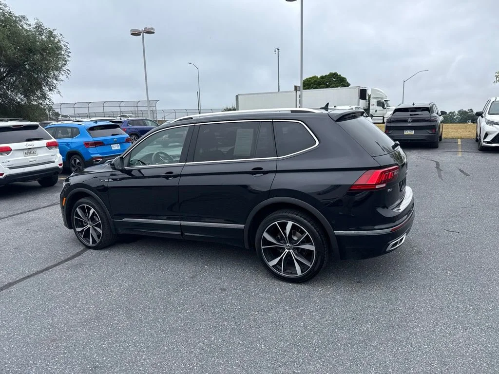 Certified Used 2023 Deep Black Pearl Volkswagen 2.0T SEL R-Line image 20