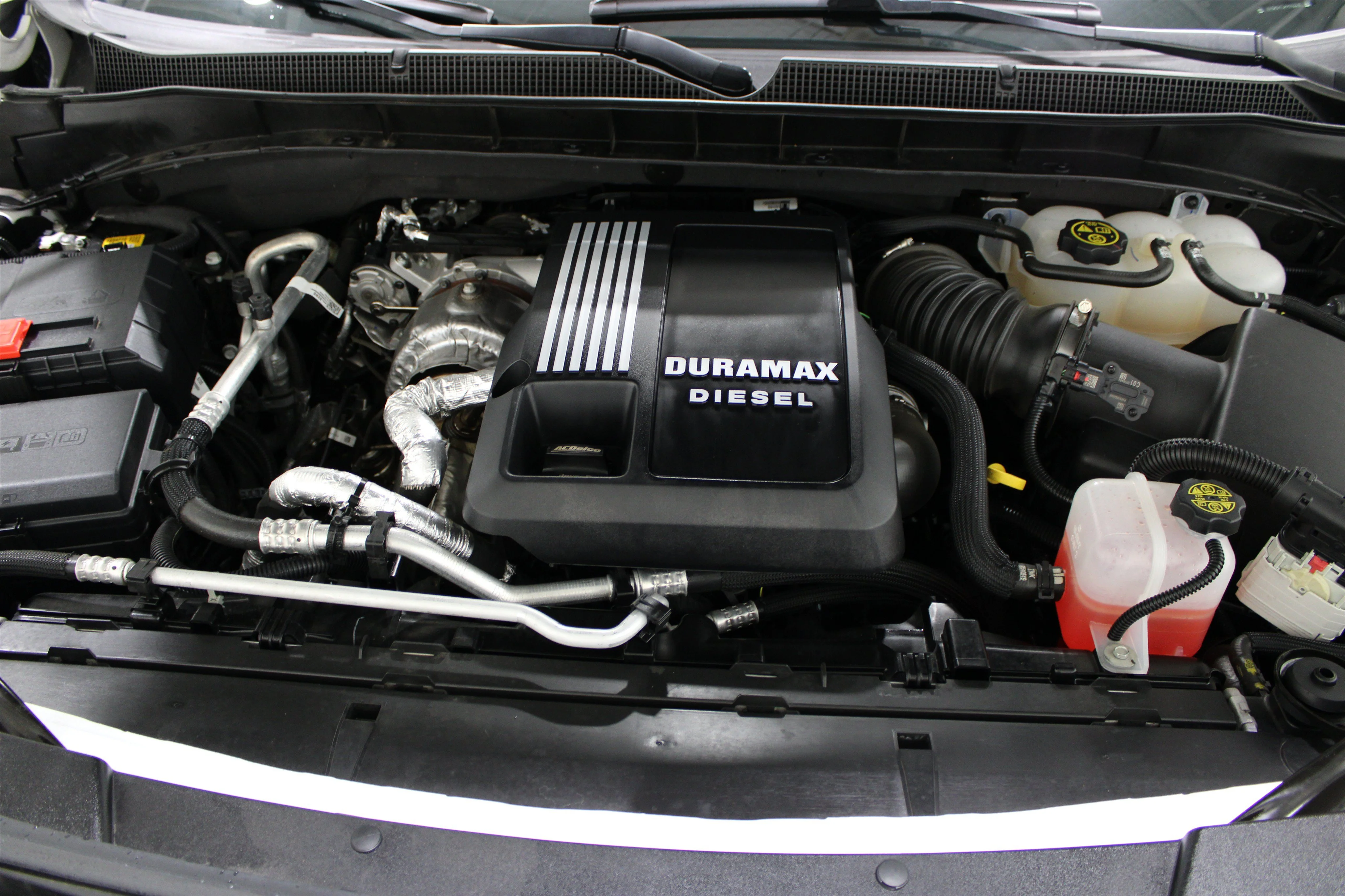 2024 Chevrolet Suburban High Country - Photo 52