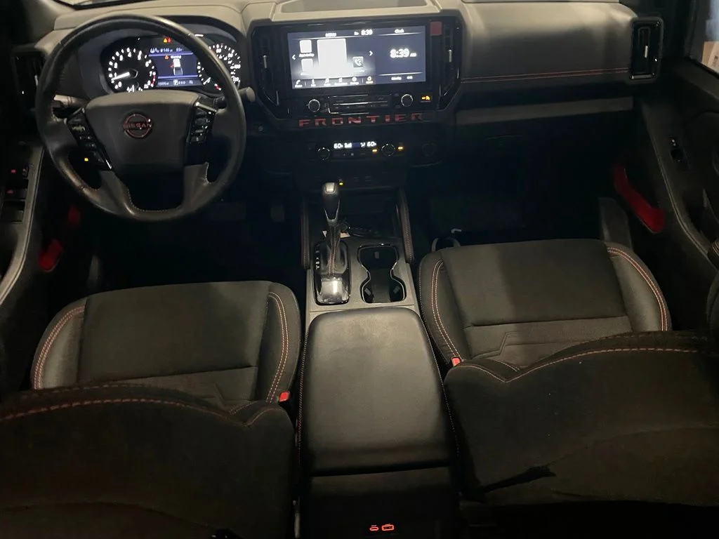 Used 2025 Gray Nissan PRO-X image 11