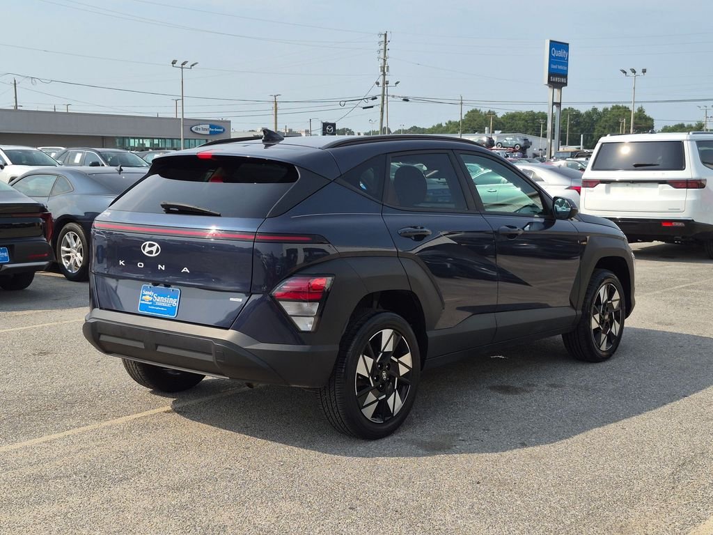 Used 2024 Blue Hyundai SEL image 5