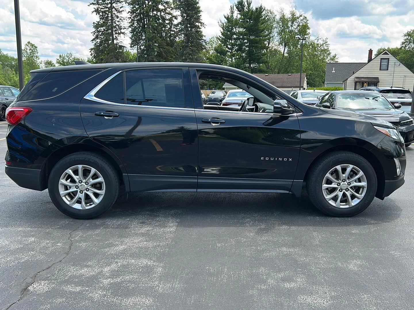 Used 2018 Mosaic Black Metallic Chevrolet LT image 8