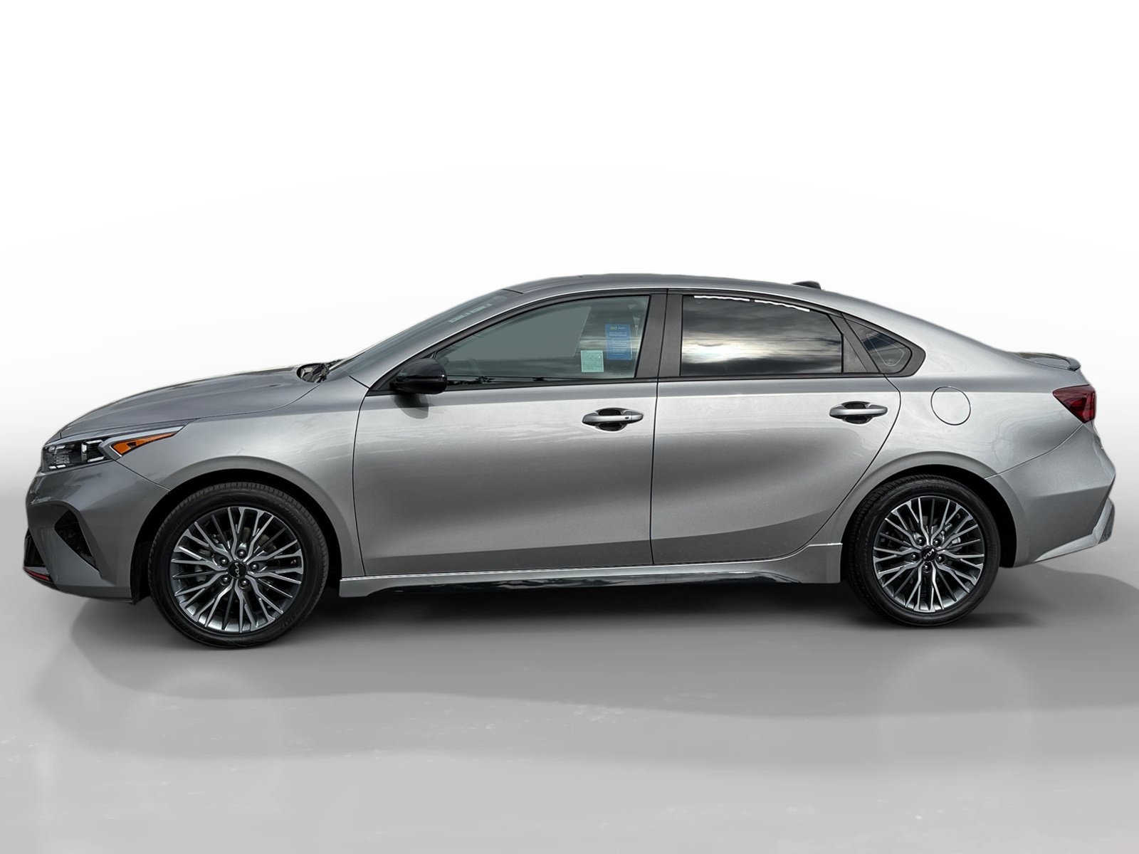 Used 2023 Steel Gray KIA GT-Line image 2