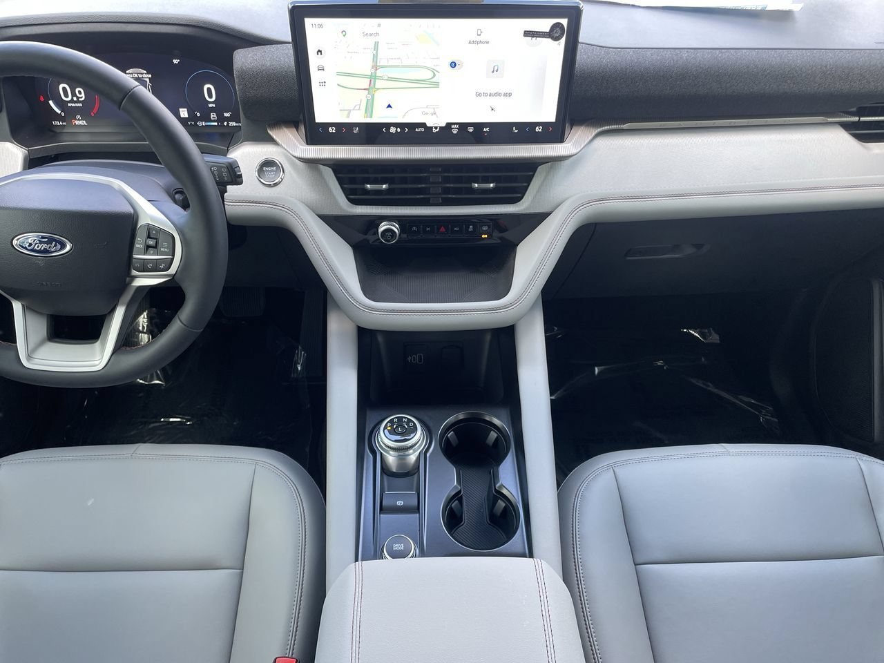 New 2026 Star White Metallic Tri-Coat Ford Active image 13