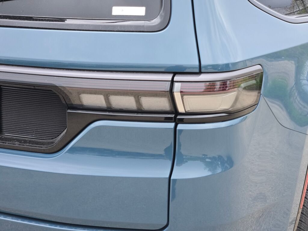 New 2026 Steel Blue Exterior Paint Jeep Limited Altitude image 13