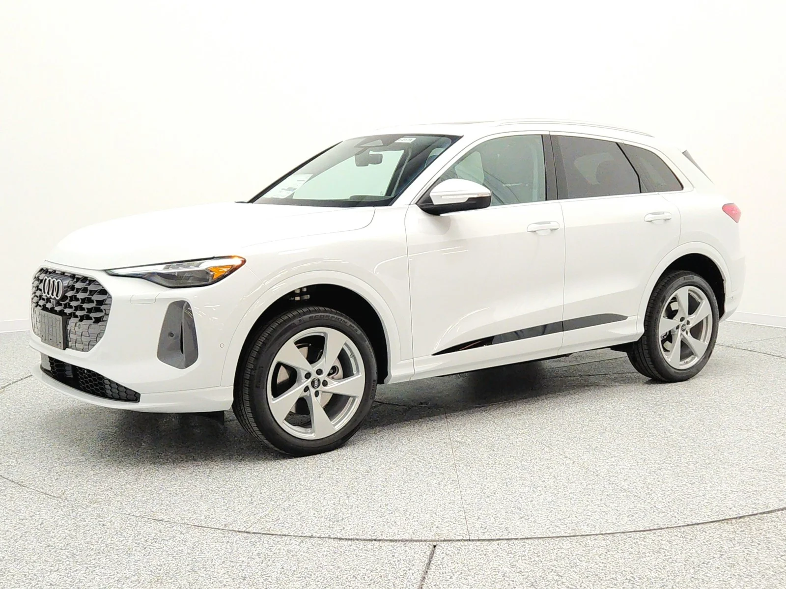 2026 Audi Q5 Premium Plus quattro's photo