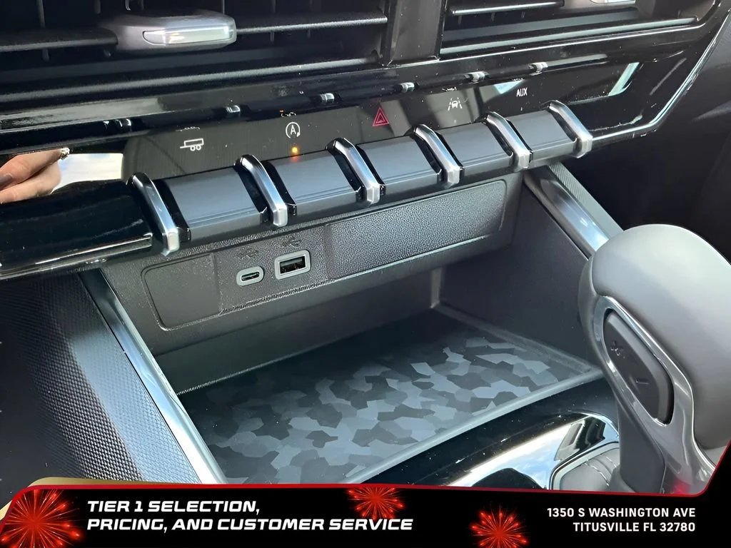 New 2026 Summit White GMC Elevation image 34
