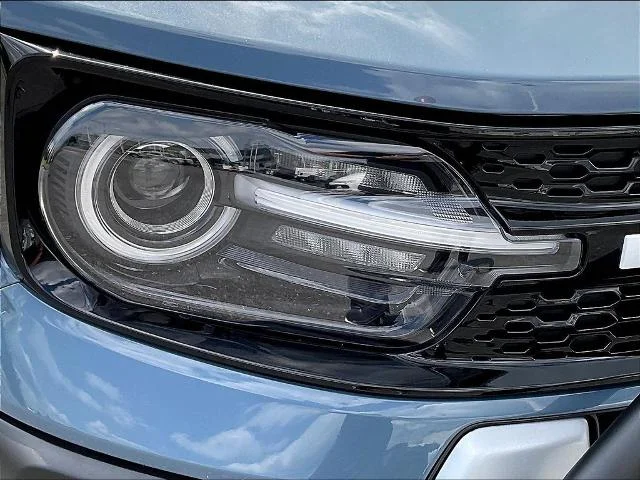 New 2026 Azure Gray Metallic Tri-Coat Ford Outer Banks® image 68