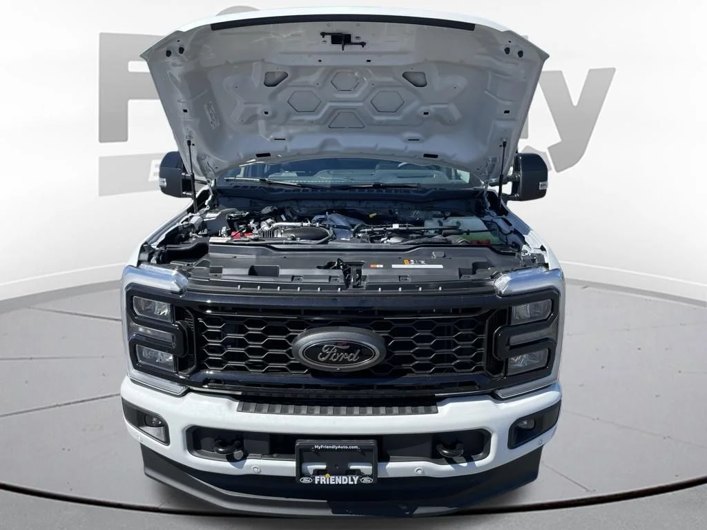 New 2026 Star White Metallic Tri-Coat Ford F-350® Lariat® image 37