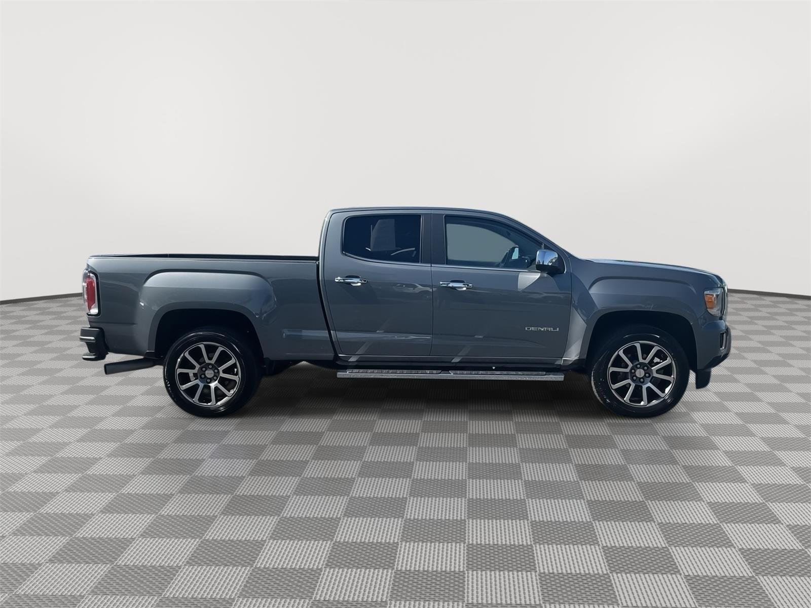 Used 2020 Satin Steel Metallic GMC 4WD Denali image 24