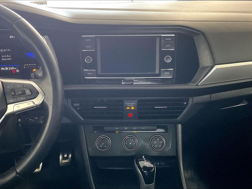 Used 2023 Gray Volkswagen 1.5T Sport image 18
