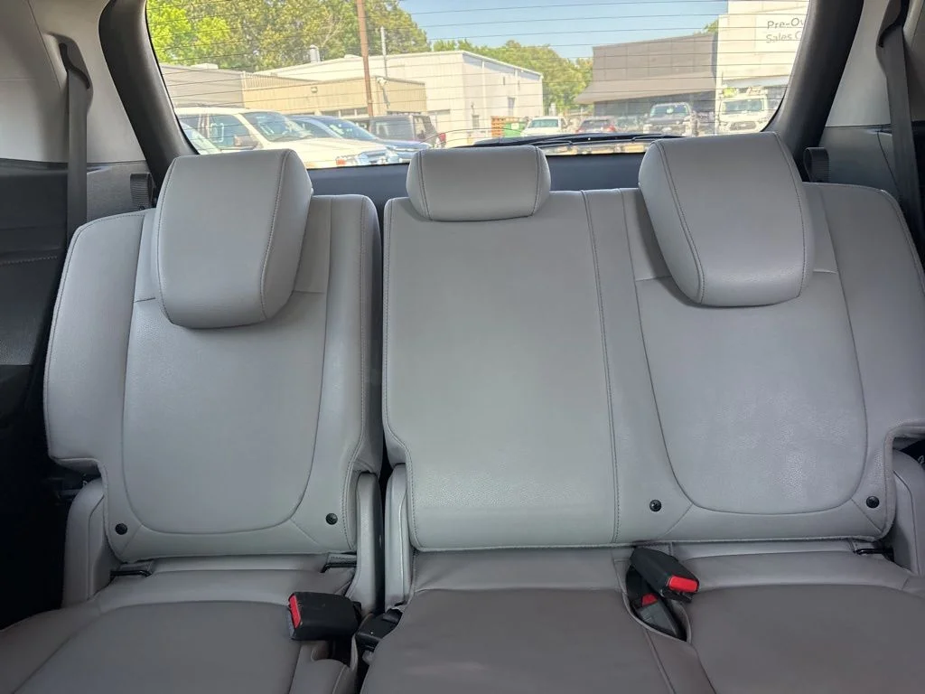 Used 2023 Gray Honda Touring image 29