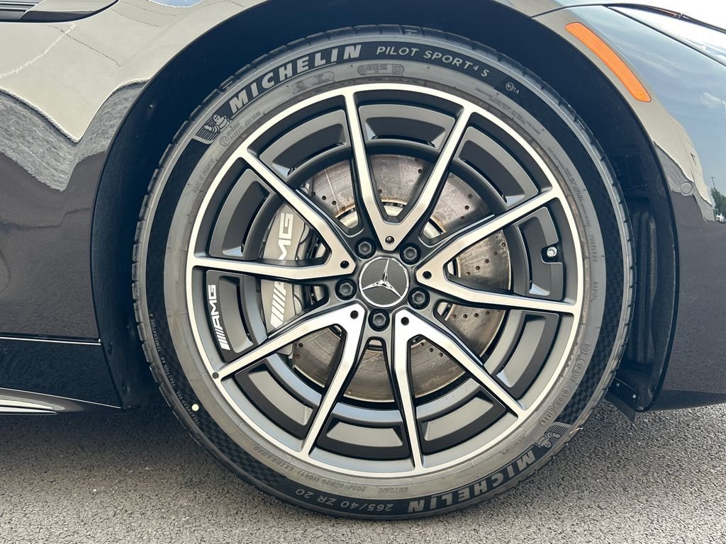 New 2027 Obsidian Black Metallic Mercedes-Benz AMG® SL 43 Roadster image 69