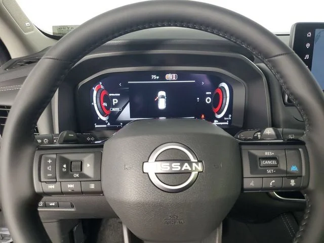 New 2026 Everest White Pearl TriCoat Nissan Platinum image 25