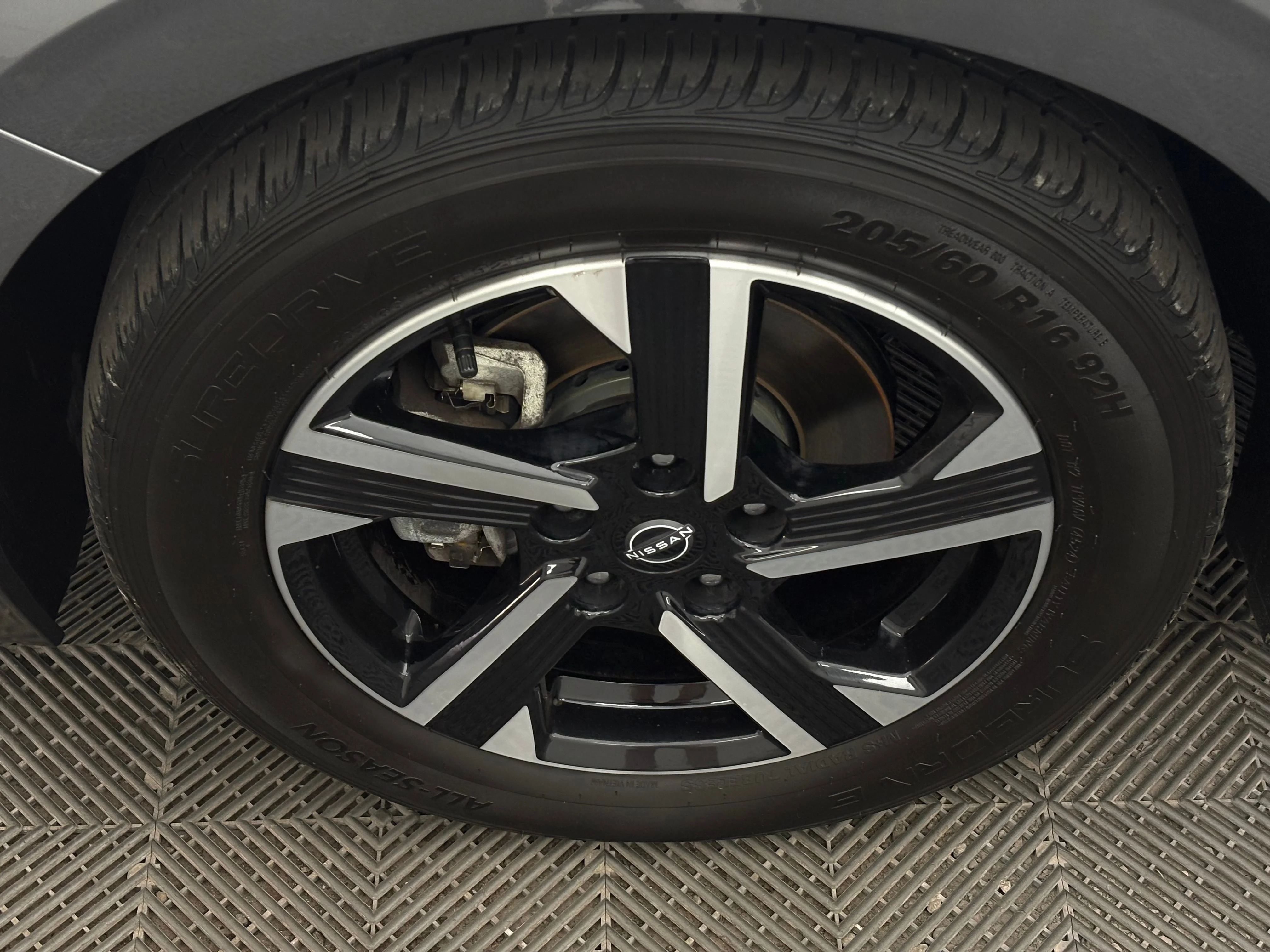 Used 2024 Gun Metallic Nissan SV image 12
