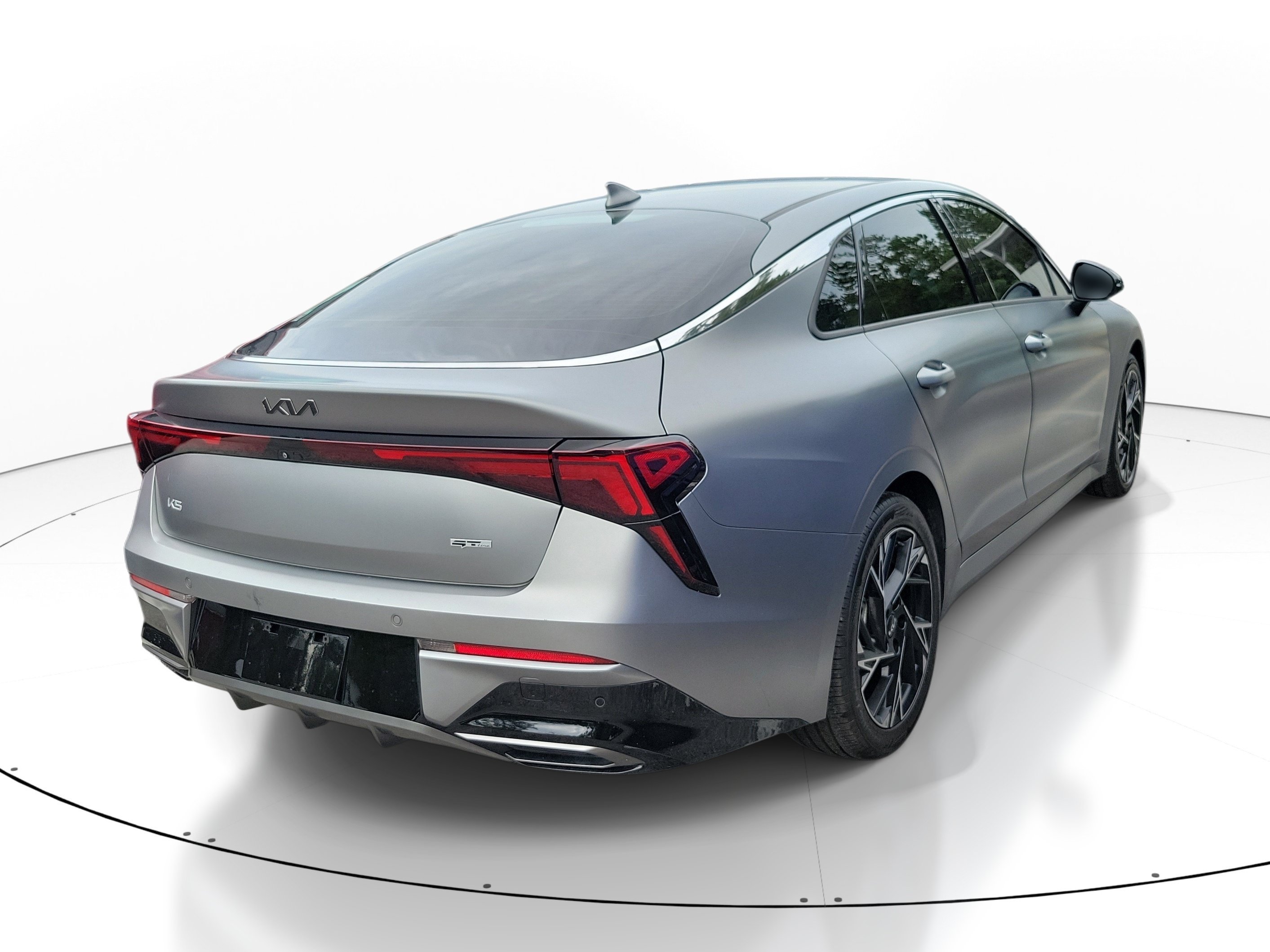 Used 2025 Steel Matte Gray Kia GT-Line image 1