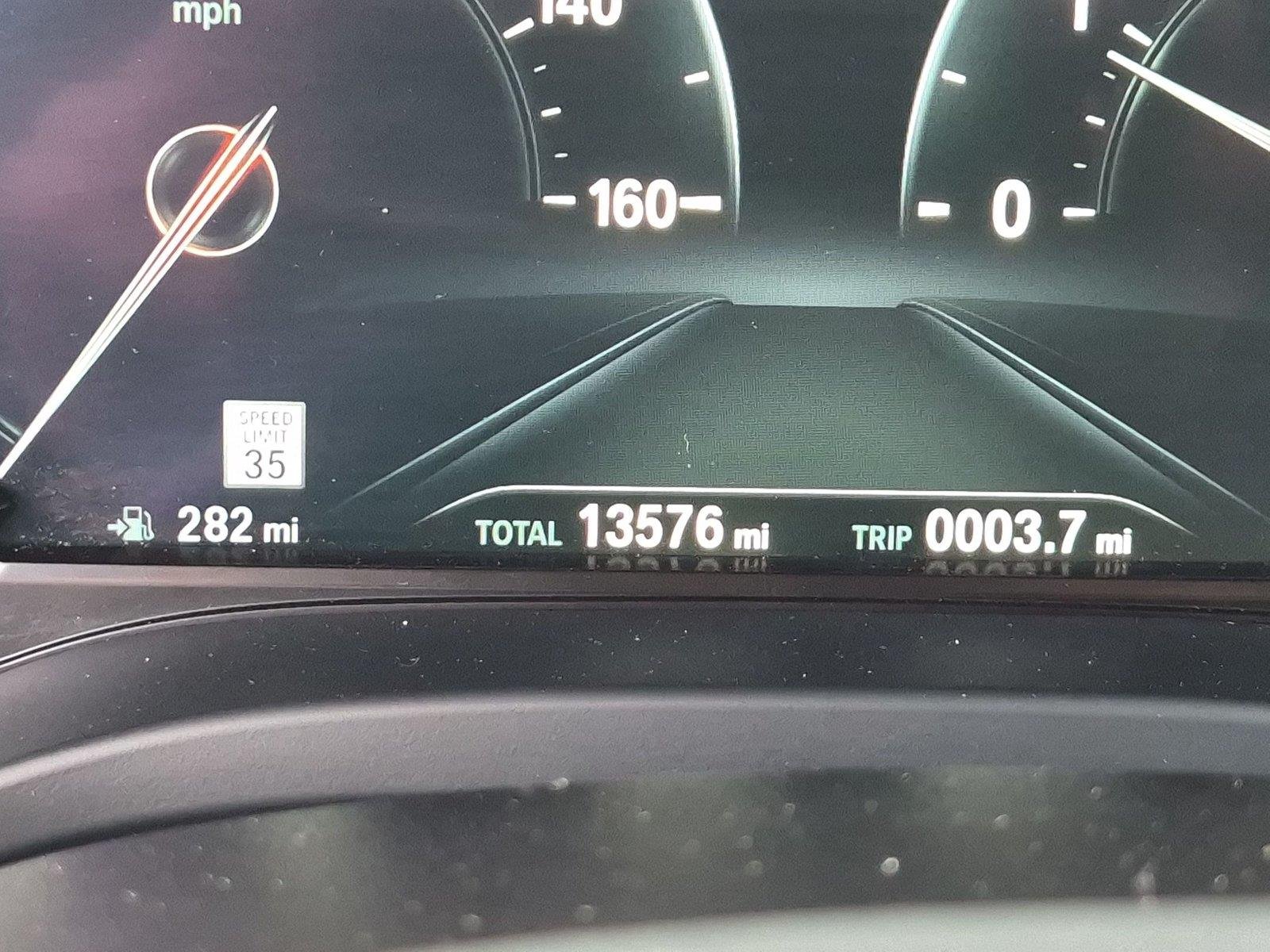 Used 2019 Mineral White Metallic BMW xDrive30i image 23