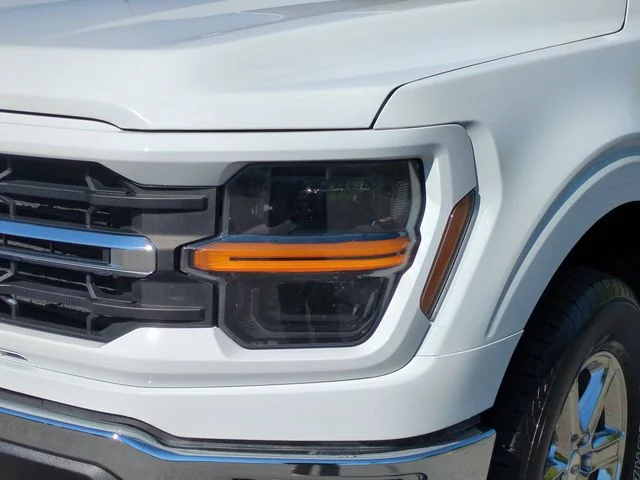 Used 2024 White Ford XLT image 9