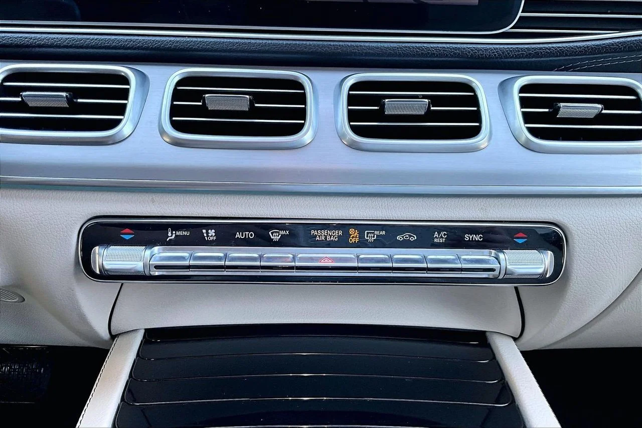 Used 2025 White Mercedes-Benz GLS 450 image 19