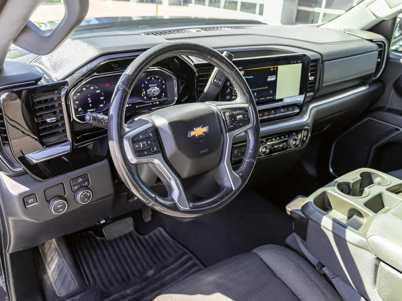 Used 2022 DARK ASH METALLIC Chevrolet LT image 8