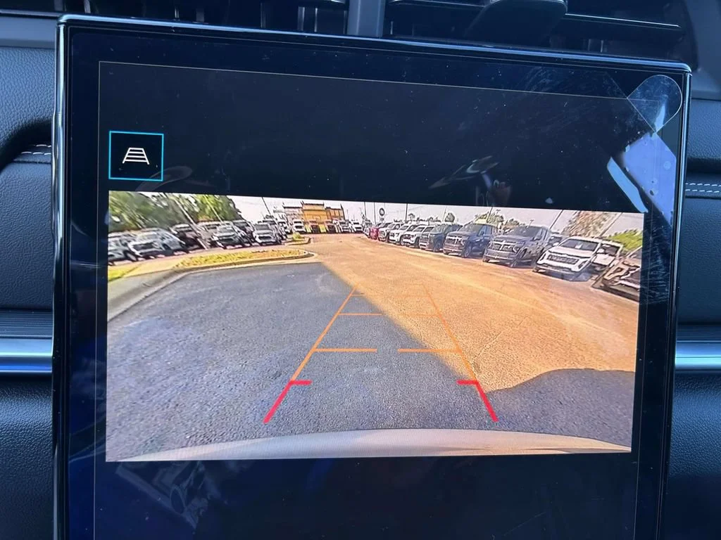 New 2027 Sterling Metallic GMC Elevation image 19