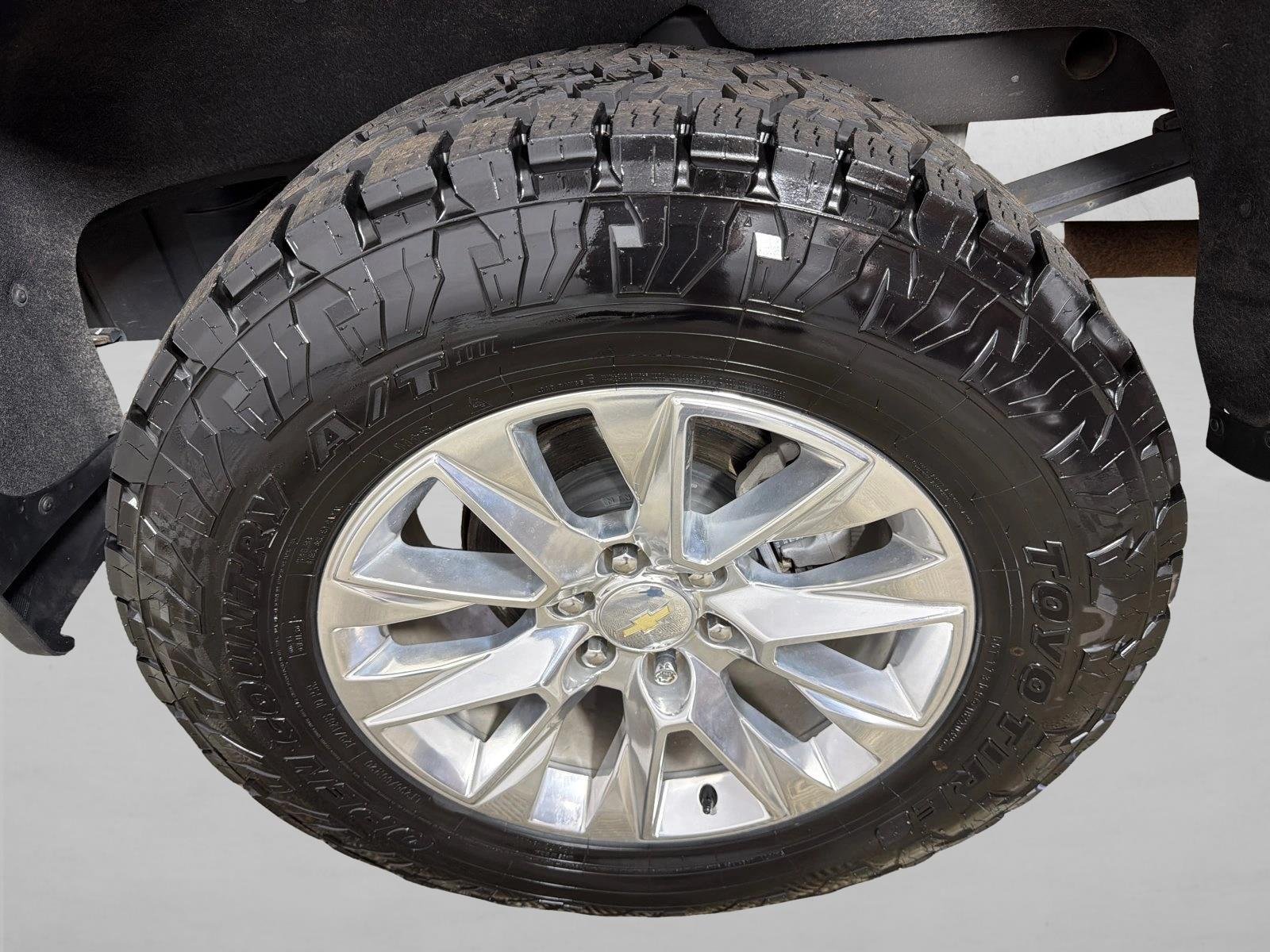 Used 2019 Cajun Red Tintcoat Chevrolet LTZ image 19