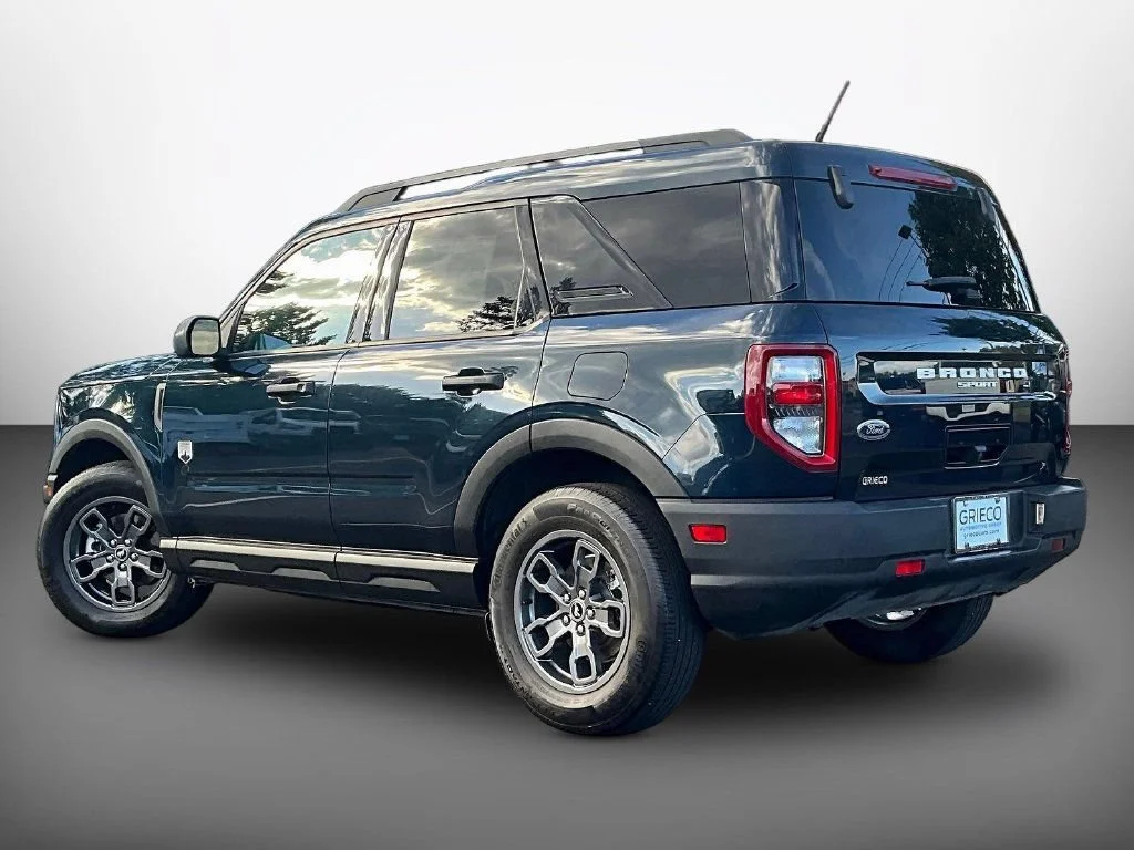 Used 2022 Blue Metallic Ford Big Bend image 5