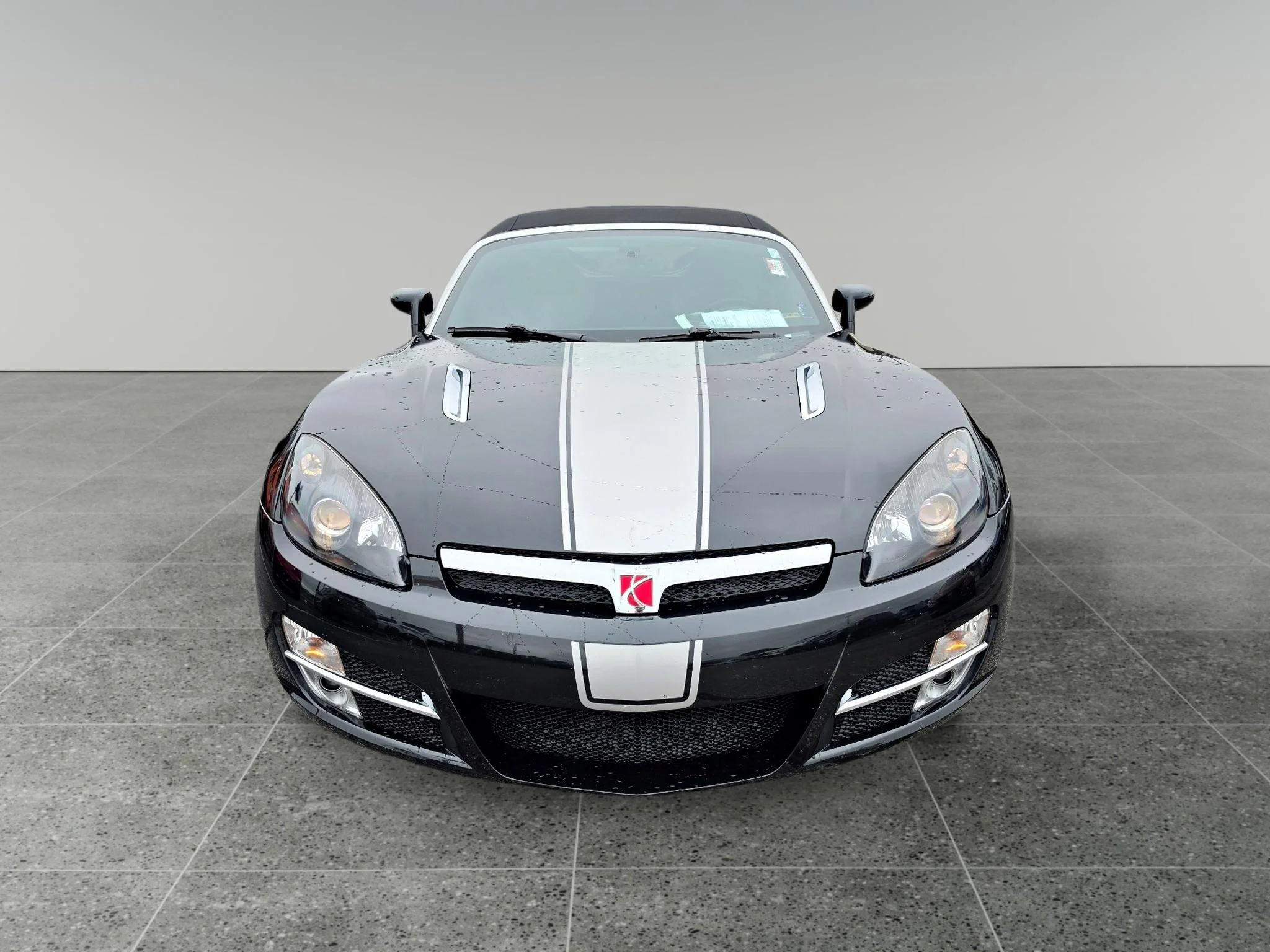 Used 2008 Carbon Flash w/Black Convertible Top Saturn Carbon Flash SE image 2