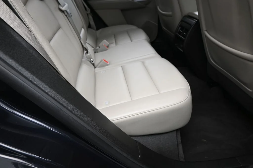 Used 2022 Bright White Clearcoat Jeep Unlimited Rubicon image 11