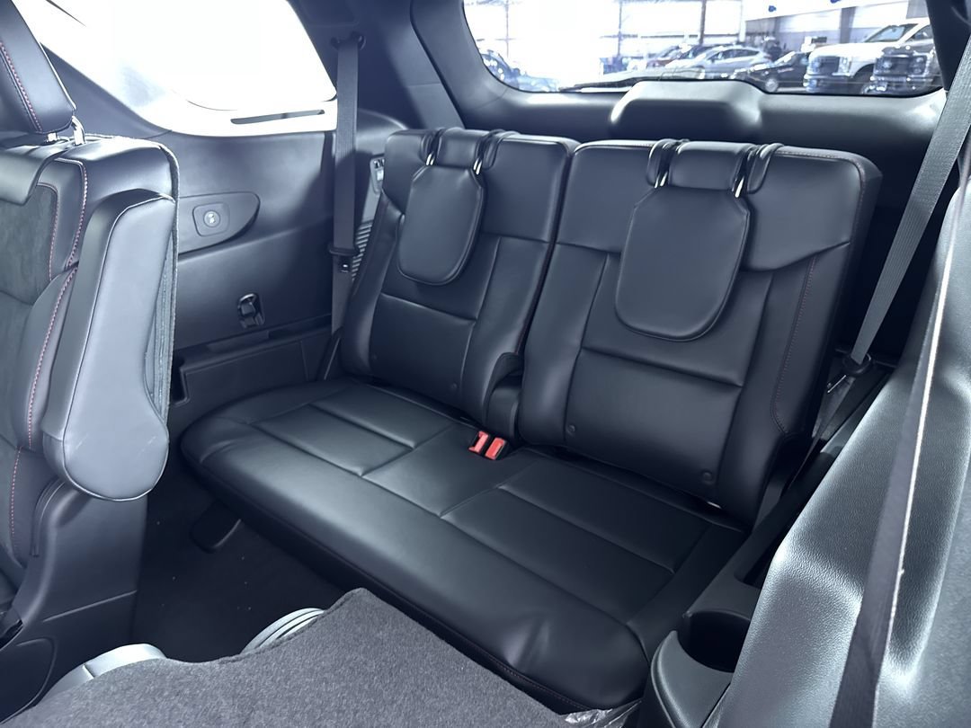 New 2027 Agate Black Metallic Ford ST image 24