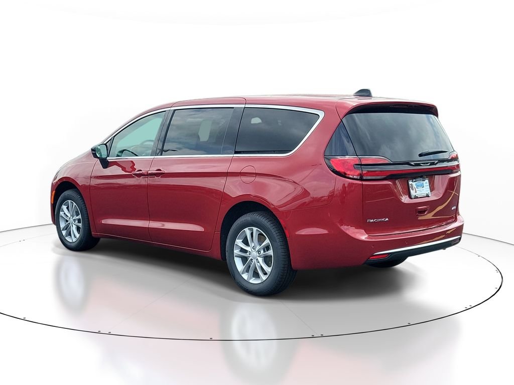 New 2027 Red Hot Pearl-Coat Exterior Paint Chrysler Select image 3