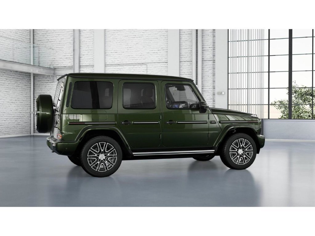 New 2027 MANUFAKTUR Olive Metallic Mercedes-Benz  image 18