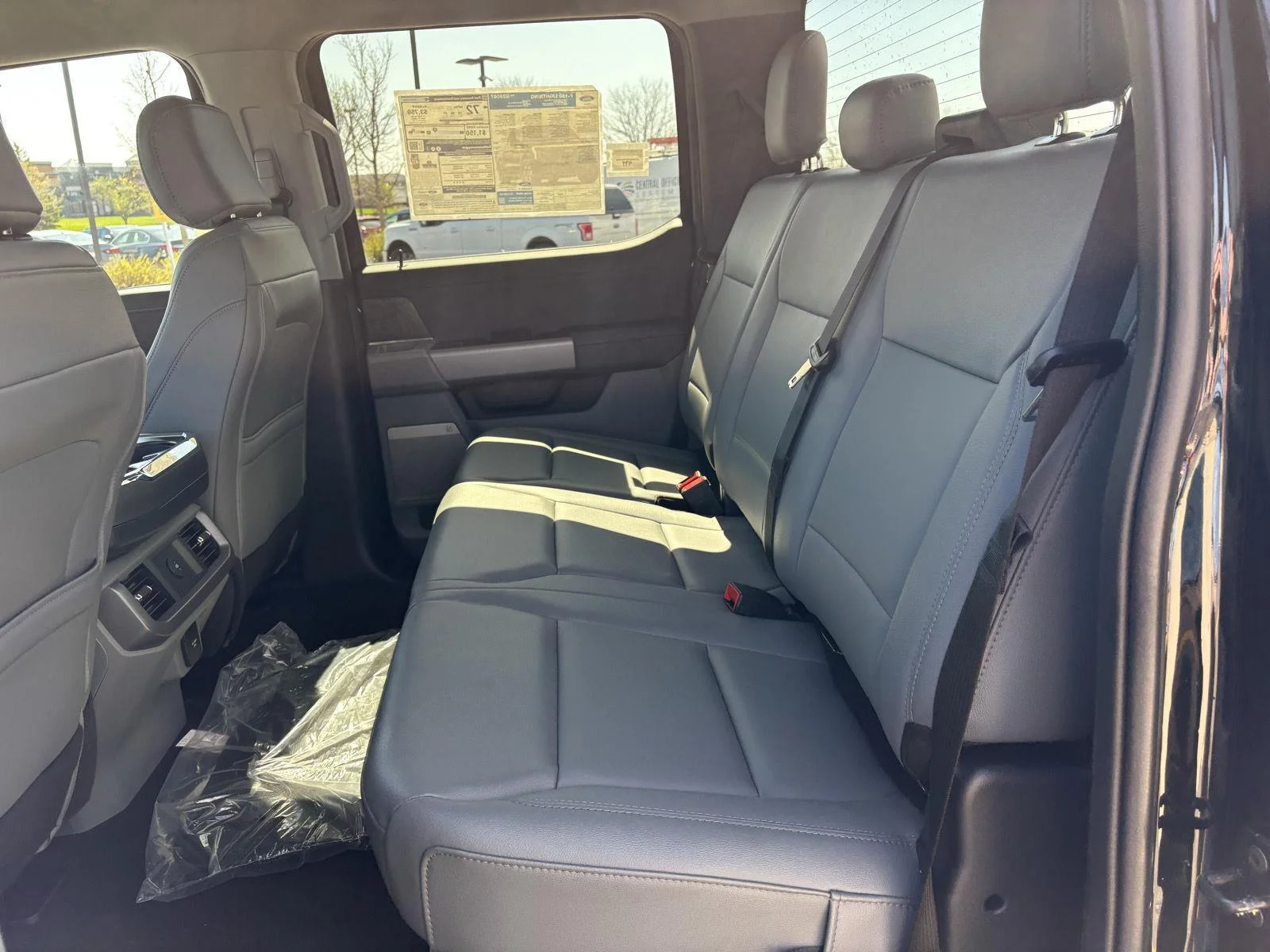 2025 Ford F-150 Lightning Flash - Photo 21