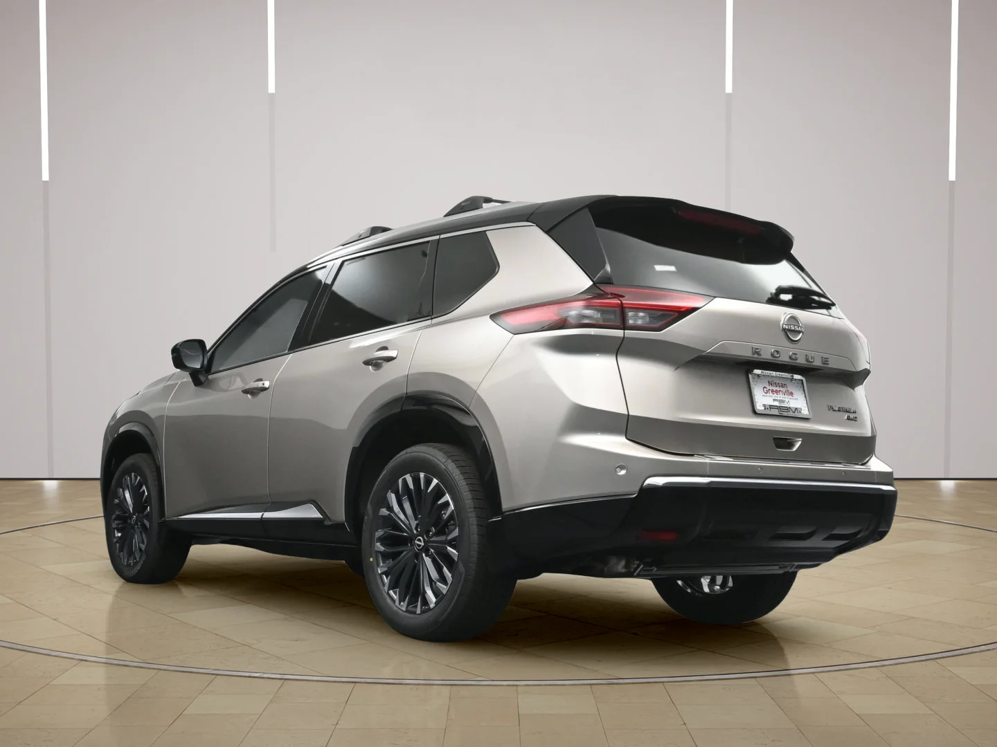 New 2026 Champagne Silver Metallic / Super Black Two-tone Nissan Platinum image 31