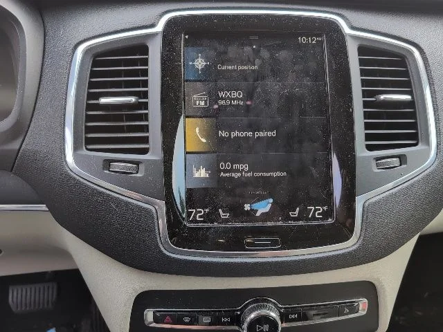 Used 2020 Black Volvo T6 Momentum image 22